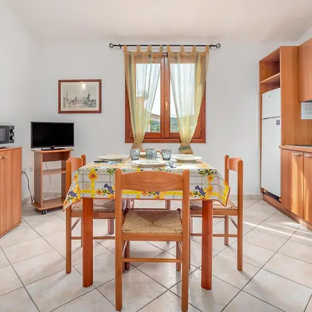 Apartment Il Glicine Vaccileddi