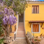 Il Glicine Apartment